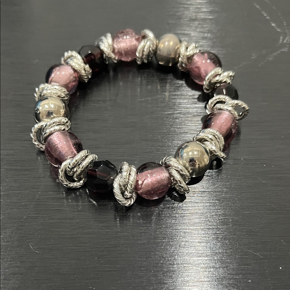 Women’s Bead Bracelet Purple Lilac Silver Stretch EUC Gemstone Boho Chic